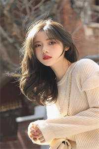 昏君偷听我心声后，人设崩坏了