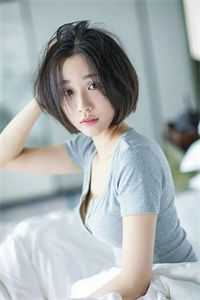 军婚撩人：倒霉女配高嫁清冷军官