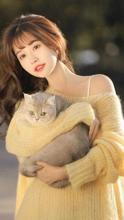 保姆的女儿偷穿我的衣服