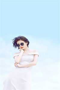 穿成炮灰后，我被反派夫人拉黑了