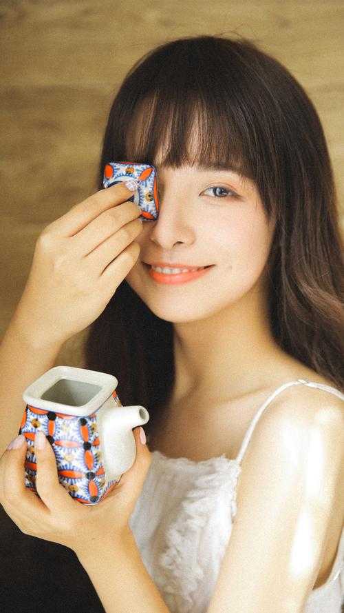敢伤我美女老板，先打败我