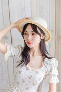 穿到寒门后，我打江山送女帝