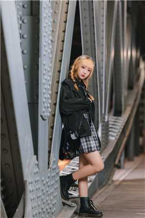 离婚后，出轨老公跪求我原谅