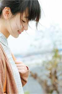 重生后，小撩精日日哄他吻他诱他