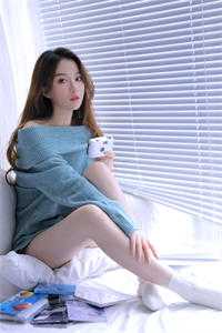 重生不舔校草后，反被他求婚啦