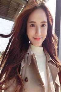 辞职后，捡了一个美女总裁