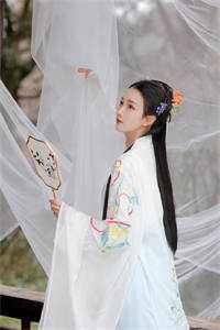 贵女重生后，全京城都在等她出手虐渣