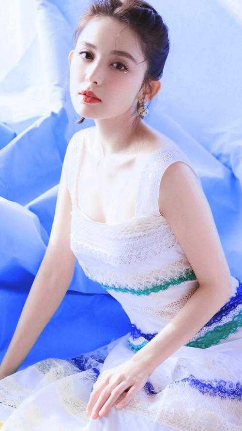 基地女王她在末世疯狂囤货浏览