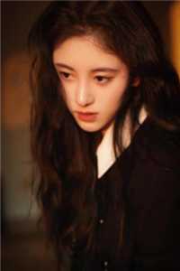 穿成暴君女儿，爹爹靠读心反败为胜