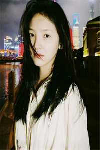 被退婚后，隐藏大佬诓我去领证