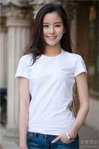 闪婚后，带着指挥官大人在星际乘风破浪
