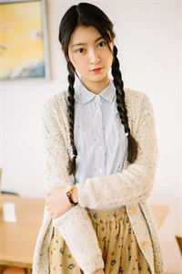 禀告首辅，夫人她又去给你物色美女了