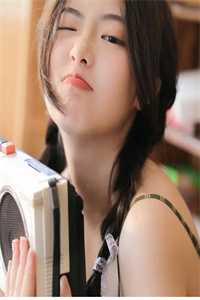闪婚后，夫人首富身份藏不住啦