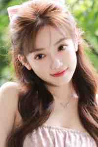 活成前任白月光后，她桃花朵朵开