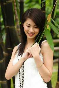 与美女房客合租后