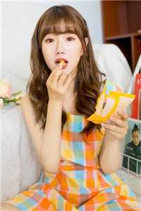 活成前任白月光后，她桃花朵朵开