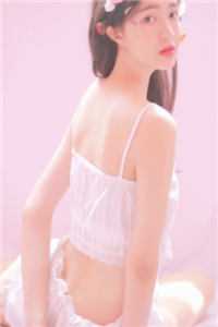 活成前任白月光后，她桃花朵朵开