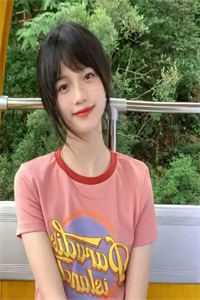我一小小妾室，惊艳了侯爷很合理吧