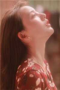 小说免费完结人在末世杀丧尸，转眼穿越去打鬼子夏微微夏莹莹_人在末世杀丧尸，转眼穿越去打鬼子(夏微微夏莹莹)新热门小说