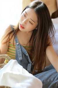 重生后，抱紧富婆大腿死不放手