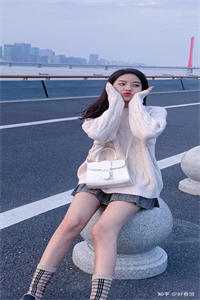 最热门小说一见钟情，京圈大佬宠她入骨黎曼昕宋时迩_一见钟情，京圈大佬宠她入骨(黎曼昕宋时迩)在线阅读免费小说