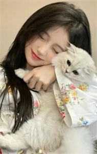 美娇妻扮猪吃老虎，爆改懒汉老公