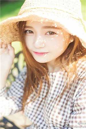 活成前任白月光后，她桃花朵朵开
