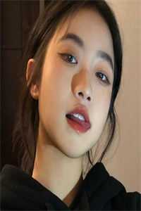 穿书八零：我靠签到苟成唯一女主