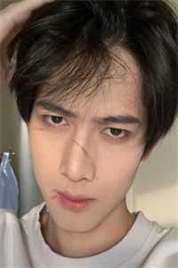 换亲后，白月光和男配HE了