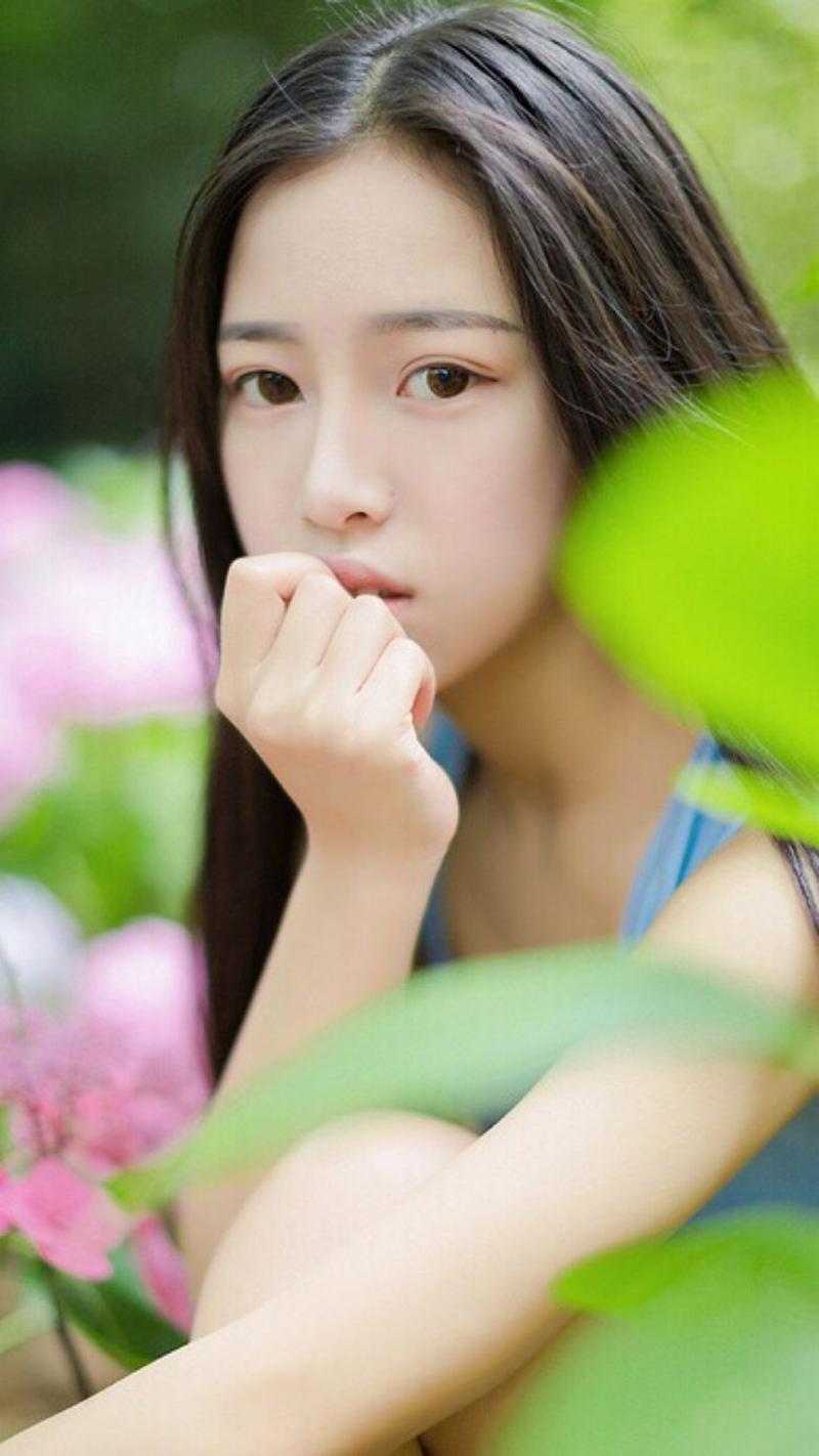 重生后，内卷狂人靠宅斗成了万人迷