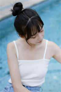 窥春情
