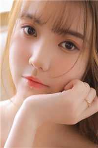 摸师兄后，我发现她女扮男装的秘密