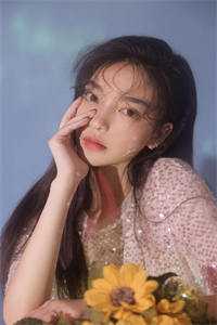 表姑娘死遁后，偏执世子发疯了