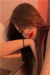 开局赐死未来女帝，我昏庸就变强