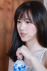 与婳燕尔