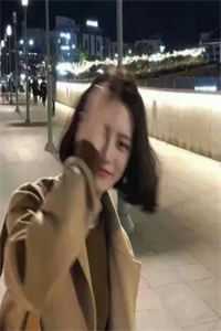 你且去寻她