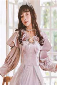 嫁腹黑大佬，娇艳美人撩他诱哄他