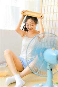 萌娃来袭，我和女帝绑定了