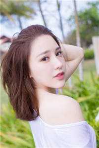 矜贵权臣追妻火葬场时，我已入宫封后