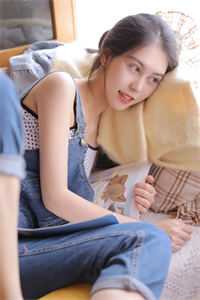 蛇王娇宠不断，穿越女她逃不掉