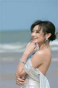 死遁后，夫君儿子求着我回家