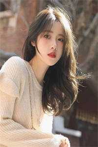替闺蜜把她儿子养大成才后，她却疯了