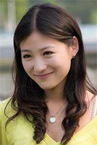 四十五岁村妇离婚后，嫁豪门霸总