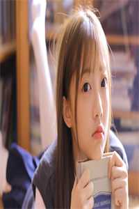 彩凰戏龙
