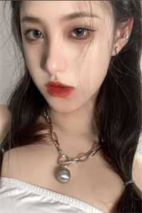 退婚后，未婚妻化身舔狗