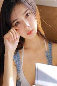 和女友回乡下后，他仕途圆满