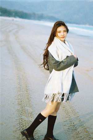情深藏在尸骨里