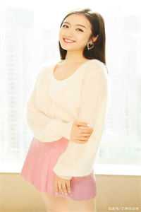 替庶妹和亲后，摄政王他追悔莫及