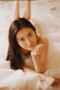穿成洗脚婢后，我躺赢在暴君怀里