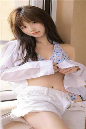 活成前任白月光后，她桃花朵朵开